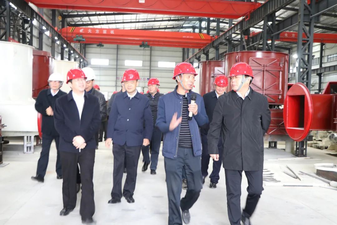 常务副市长彭代元一行莅临桂林矿机考察指导
